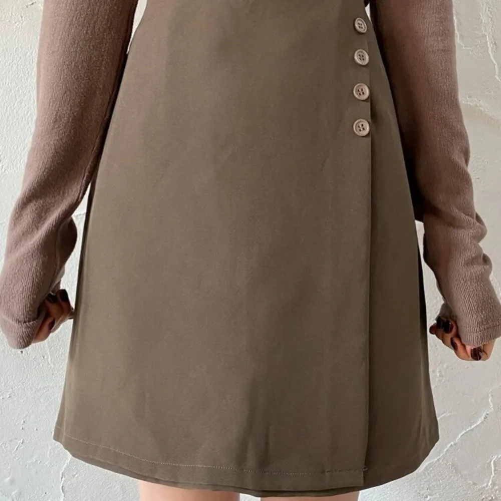 Dazy button side wrap skirt - Picture 3 of 4